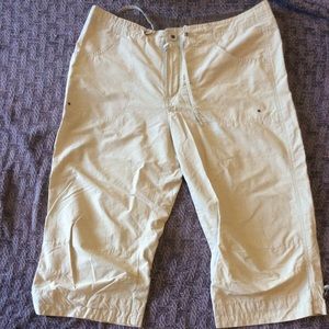 Columbia Capri Shorts